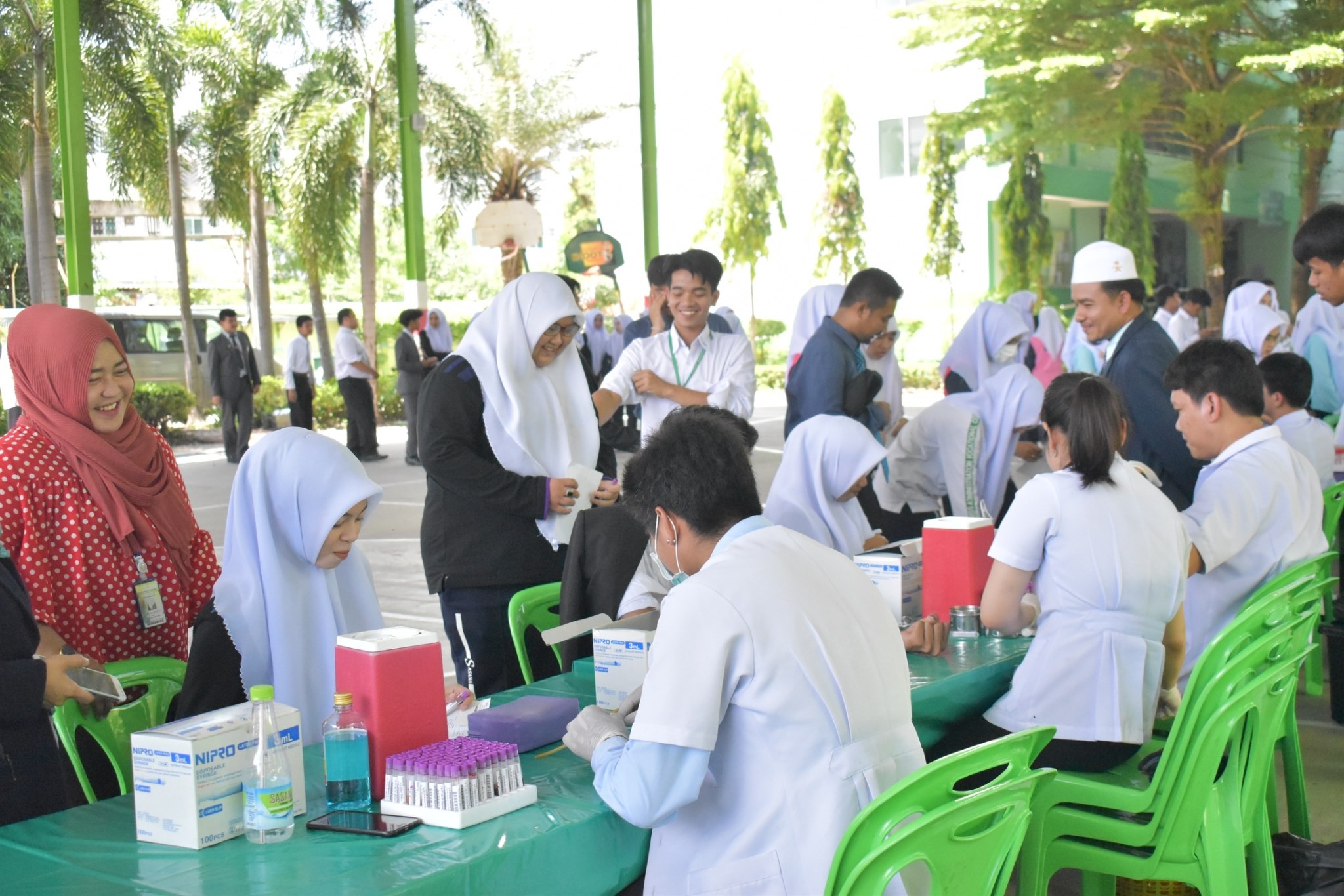 ตรวจสุขภาพนักเรียนนักศึกษา คณาจารย์ และบุคลากร ประจำปีการศึกษา 2562